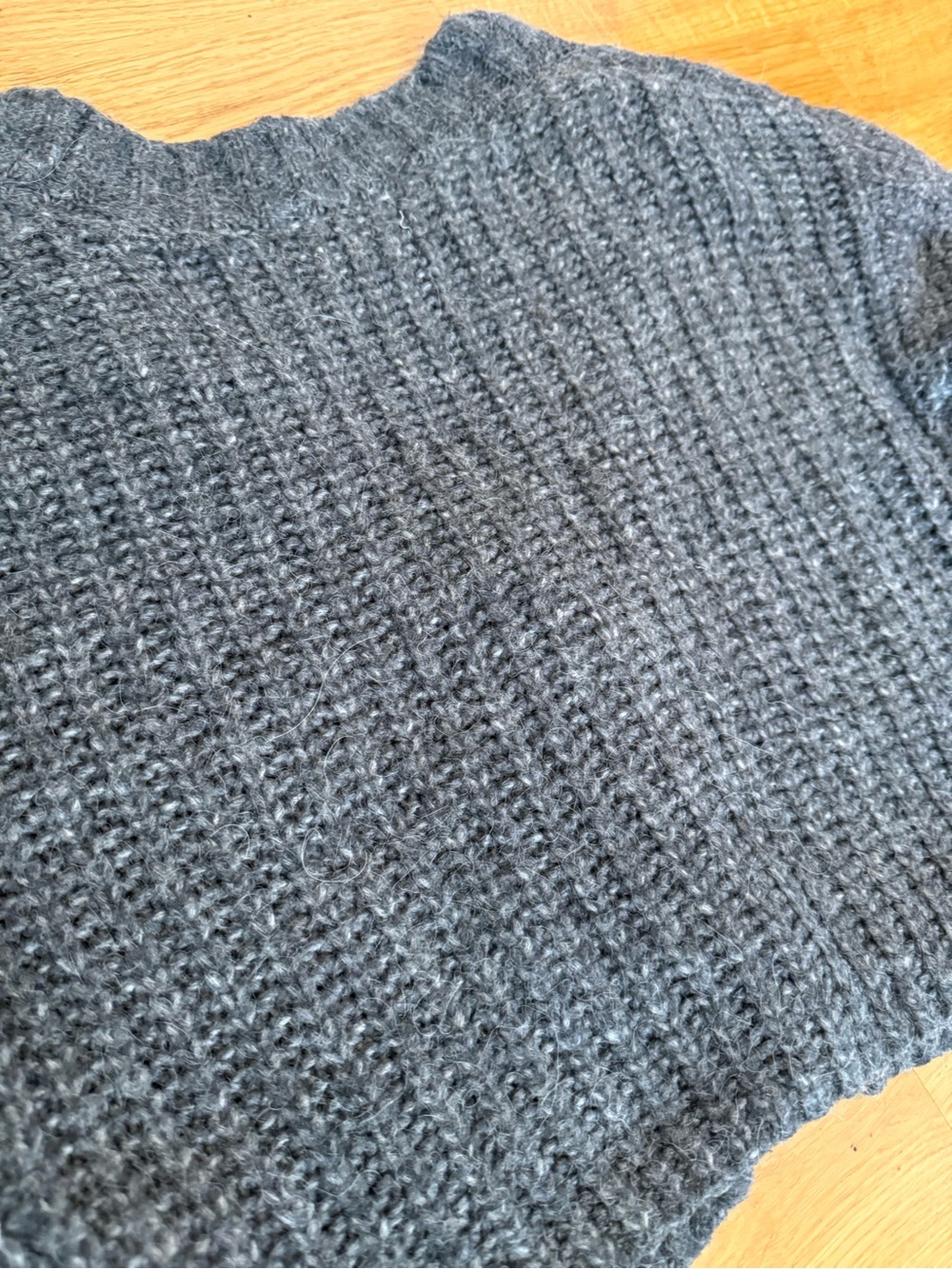 Urban Outfitters Charcoal Cable Knit Button Cardigan - Picture 4 of 11